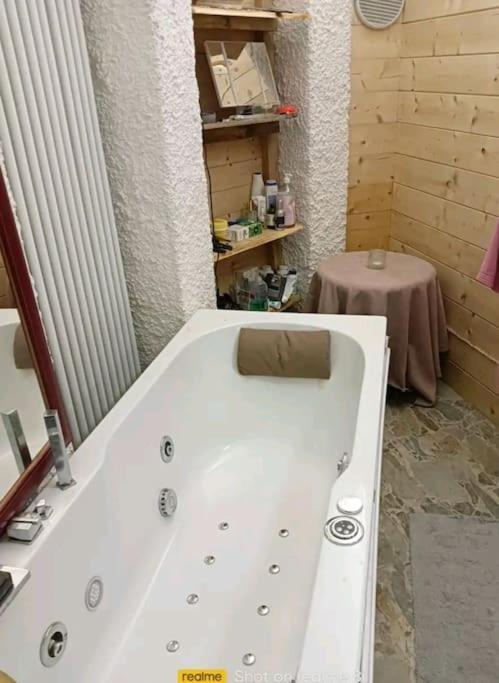 Il Villaggio Dei Puffi 바르디네토 외부 사진